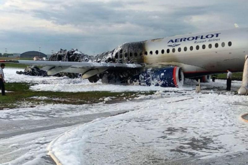 Опубликован список выживших пассажиров Superjet, совершившего аварийную посадку в «Шереметьево»