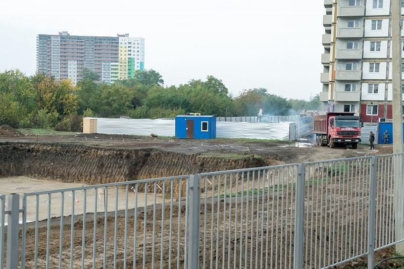 В Краснодаре в микрорайоне Гидростроителей началось строительство детского сада на 240 мест