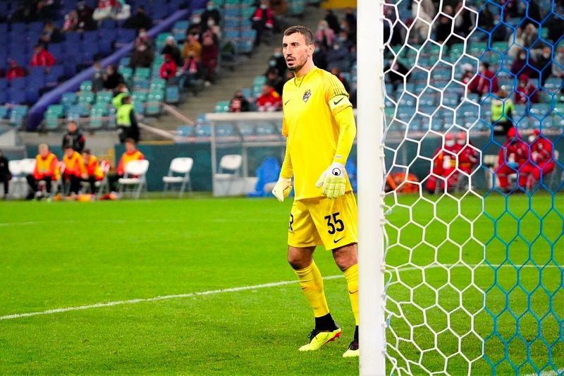 Вратарь «Сочи» Джанаев выбыл до конца сезона