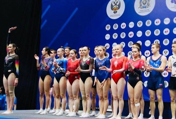 Спортсмены из Краснодарского края завоевали девять медалей на чемпионате России по прыжкам на батуте
