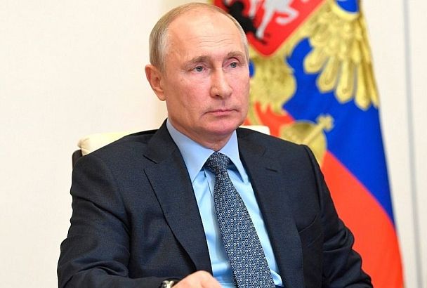 Владимир Путин порекомендовал регионам бесплатно выдавать землю героям спецоперации