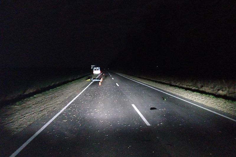 На Кубани 18-летний водитель на «Дэу» насмерть сбил идущего по краю дороги мужчину