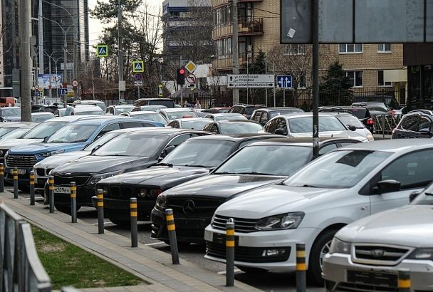 Жители Краснодарского края за месяц набрали автокредитов на 6,8 млрд рублей