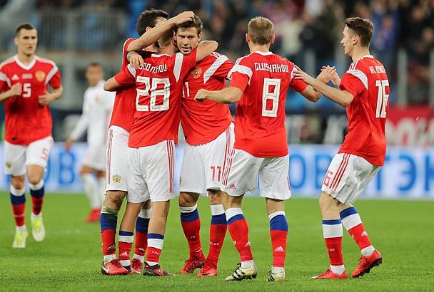 Стал известен цвет формы сборной России в матче 1/4 ЧМ с Хорватией
