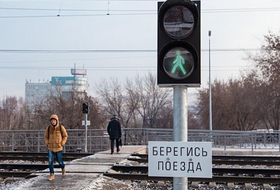 В Краснодаре благоустроят новый пешеходный переход через железную дорогу на улице Новороссийской
