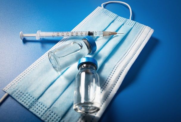 Гинцбург назвал сроки действия назальной вакцины от коронавируса
