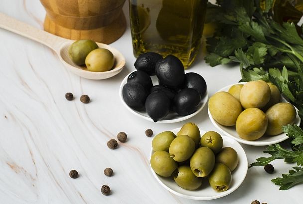 С ними похудеете: просто ешьте оливки так