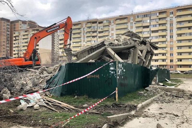 В Анапе на месте снесенного самостроя на бульваре Евскина появится новый сквер