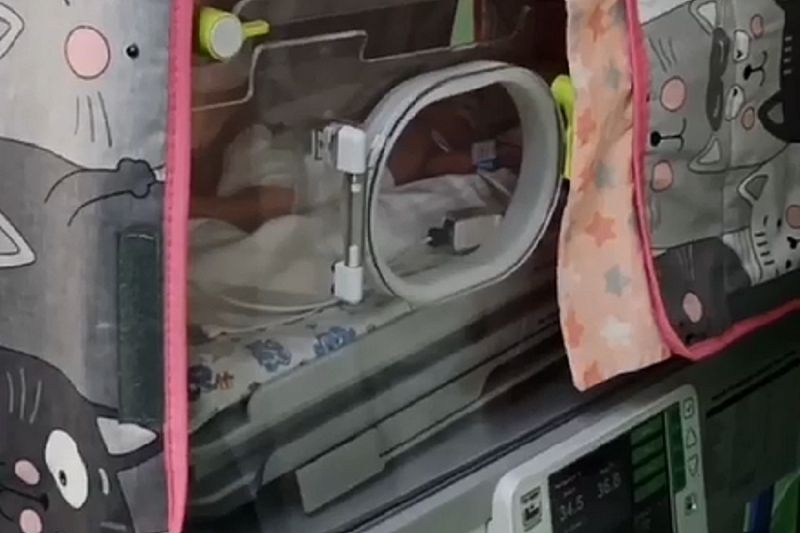 Шесть инкубаторов для выхаживания недоношенных младенцев получила ККБ №2 в Краснодаре