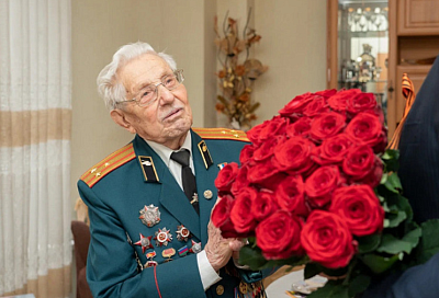 Президент РФ поздравил легендарного сочинца Павла Сюткина со 100-летием