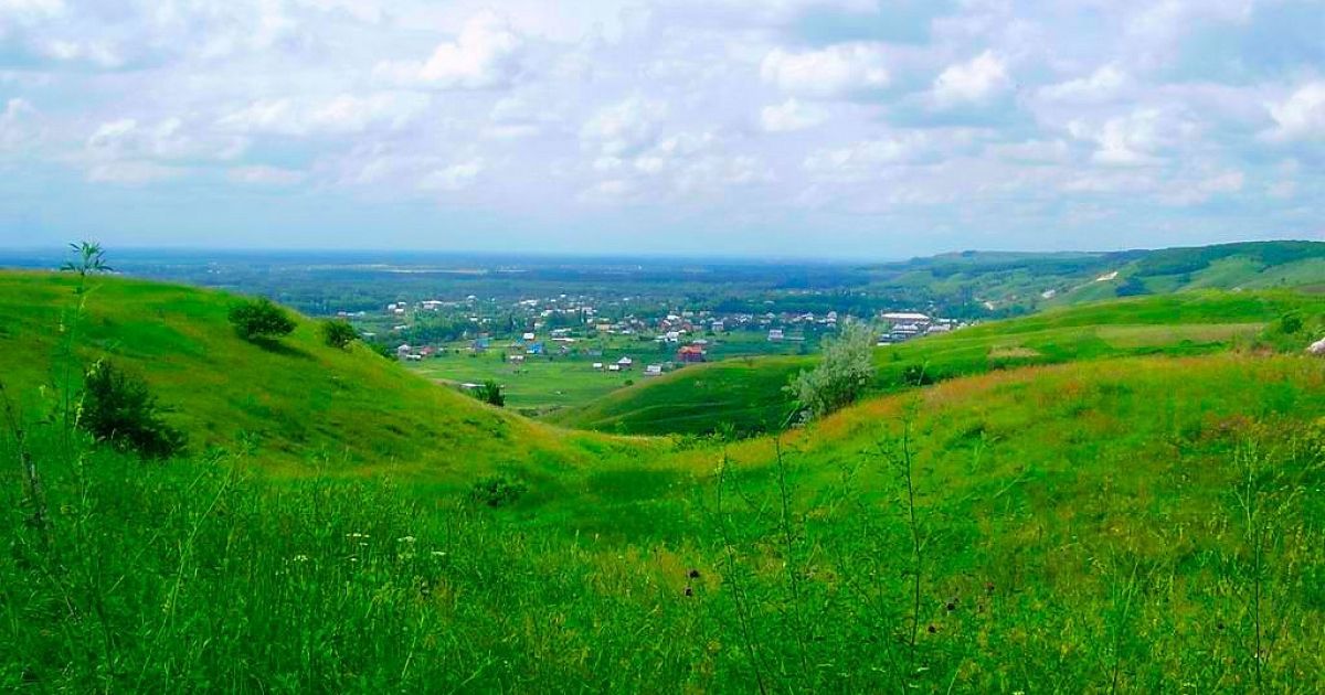 Село сельское краснодарский край. Природа поселок Прикубанский Новокубанский район. Новокубанский район природа. Прикубанская равнина река Кубань. Природа Новокубанского района Краснодарского края.