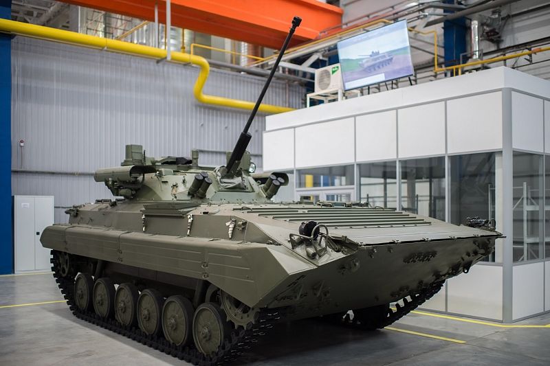 Российские войска получили новую партию модернизированных БМП-2М «Бережок»