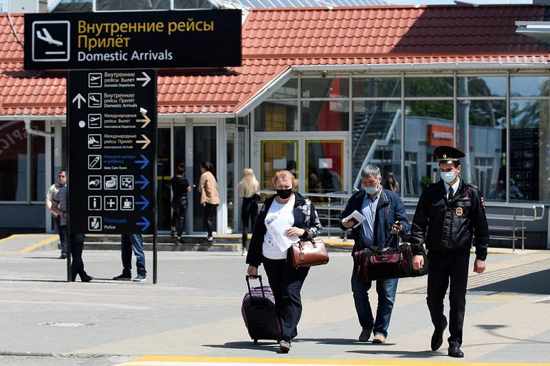 В России с 15 июля отменят двухнедельную изоляцию для прибывающих из-за рубежа