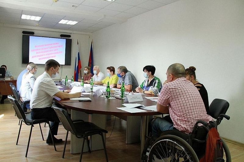 В Краснодарском крае определили 15 лауреатов именной премии губернатора для людей с ограниченными возможностями здоровья