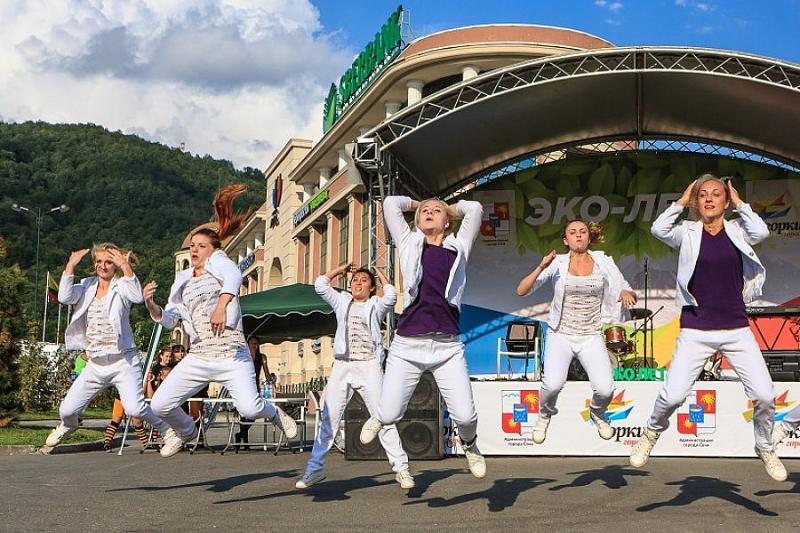 Танцевальный фестиваль AKVAREL DANCE CAMP проходит на высокогорье Сочи