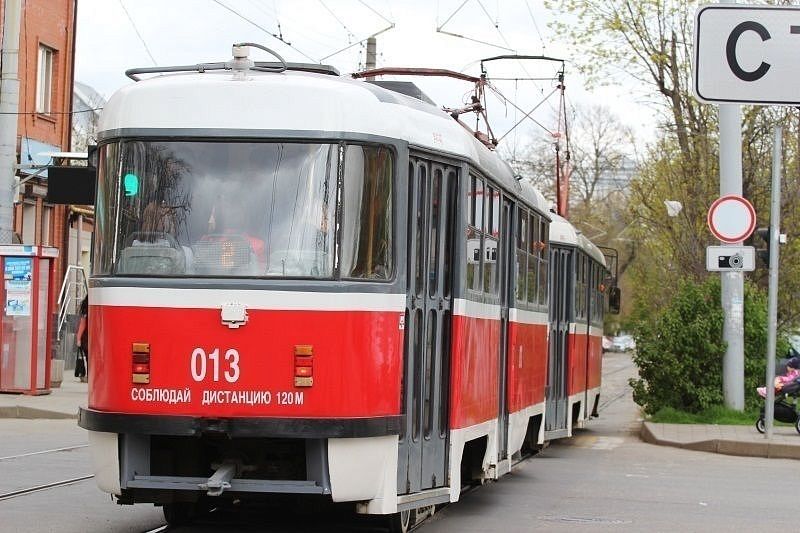 В Краснодаре возобновлено движение трамваев по улице Коммунаров 