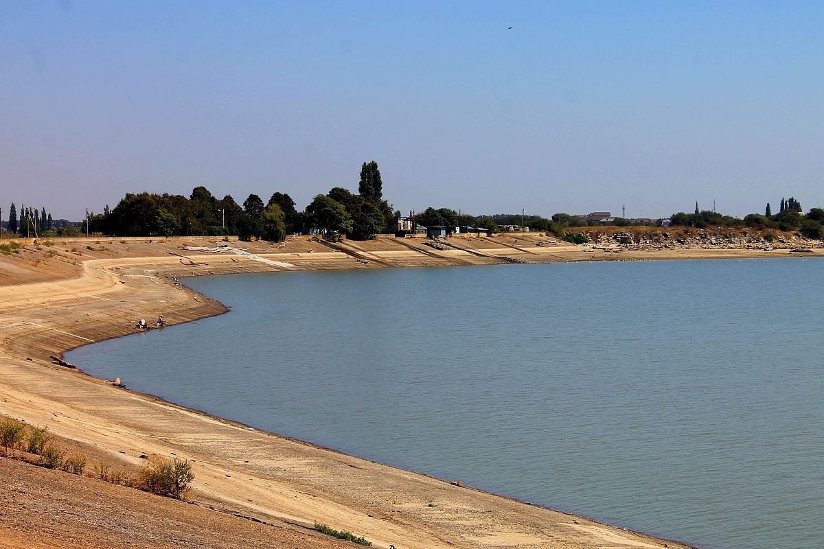 Краснодарское водохранилище на грани обмеления