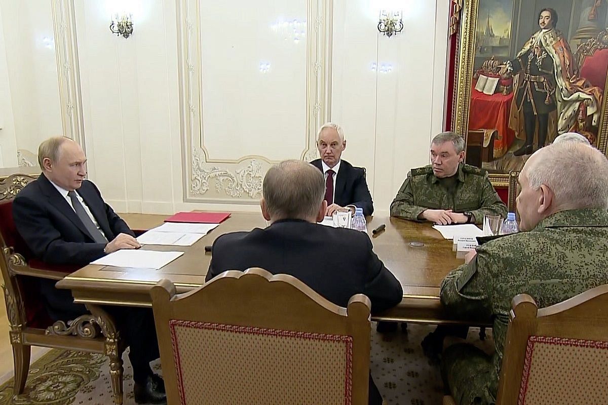 Путин заявил, что удары вглубь России по мирным объектам не помогут Украине