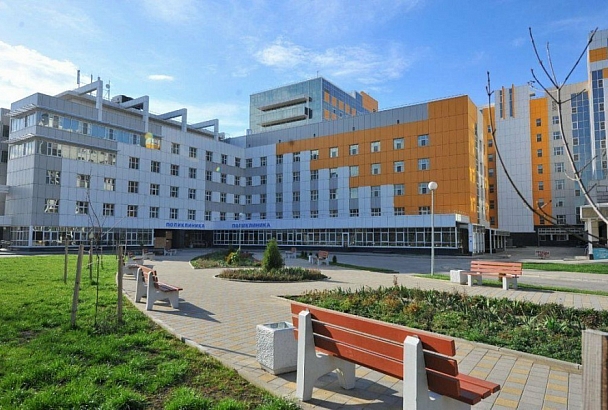 Медицинские учреждения Краснодарского края получили по нацпроекту новое оборудование для борьбы с онкологией