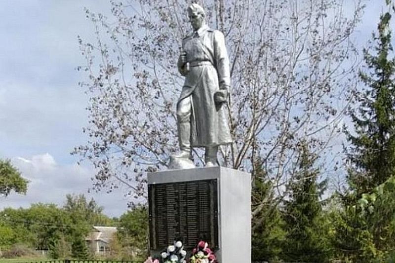 Границы территорий и зон охраны для 15 памятников погибшим при защите Отечества утвердили в Кореновском районе 