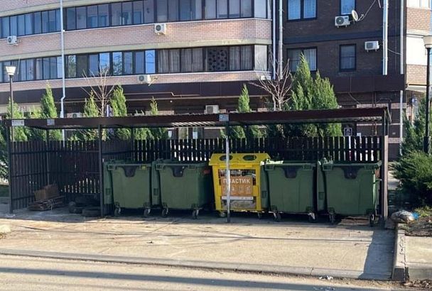 С начала года в Краснодарском крае установили около 92 тысяч контейнеров для мусора