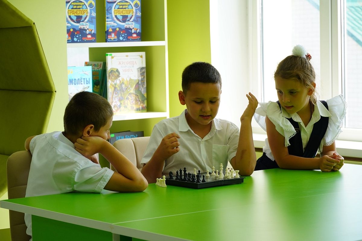 В новом культурном пространстве ребят ждут не только книги, но и интеллектуальные активности.