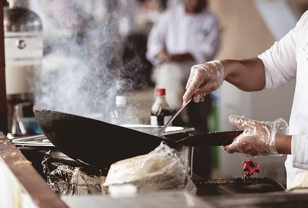 Помазчик форм, кулинарный волшебник, андеррайтер: названы самые необычные вакансии на Кубани