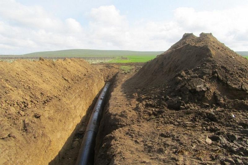 Строительство участка Таманского водопровода завершают в Темрюкском районе