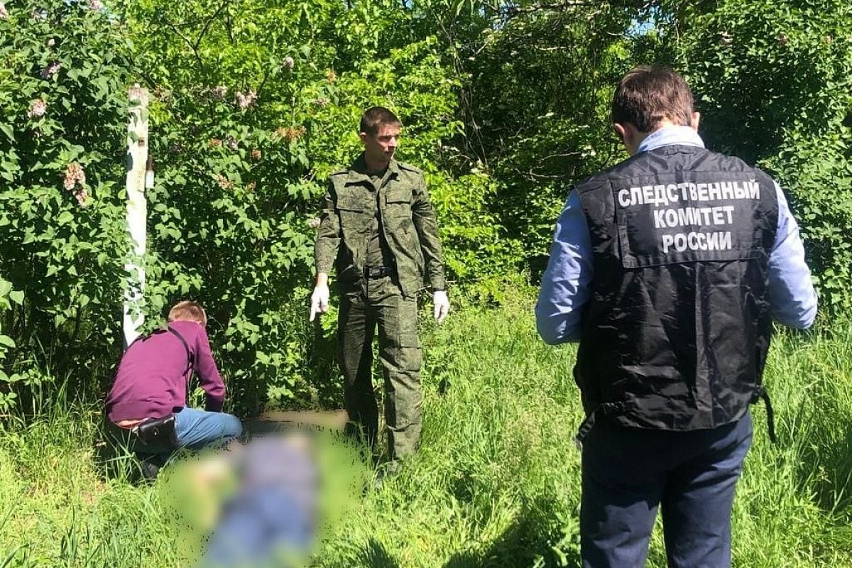 В Армавире мужчина убил брата ударом ножа в грудь и бросил его труп на улице