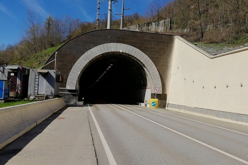 Реверс снят: в двух автомобильных тоннелях под Сочи завершили ремонт