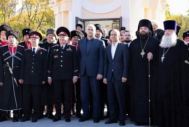 Губернатор Кубани Вениамин Кондратьев принял участие в открытии и освящении часовни в Керчи