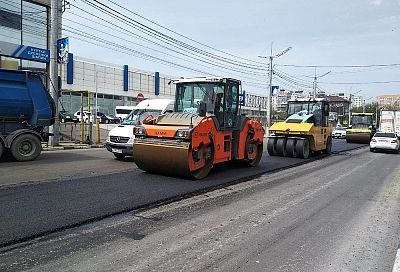 В Новороссийске по нацпроекту ремонтируют восемь километров дорог