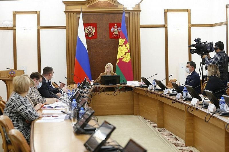 Вице-губернатор Анна Минькова встретилась с финалистами конкурса «Лидеры Кубани»