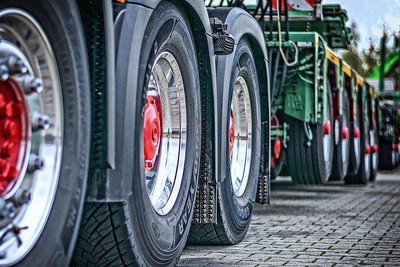 Компания «НЗТ» подписала меморандум о противодействии нарушению весогабаритных норм при грузовых автомобильных перевозках