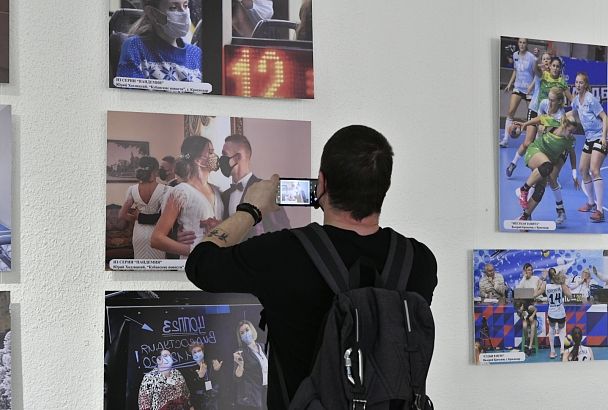 Выставка «Золотой фотообъектив» открылась в Краснодаре