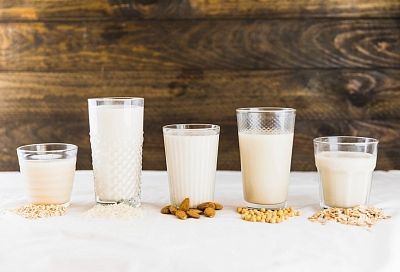 Сам себе молочник: как дома приготовить полезное растительное молоко