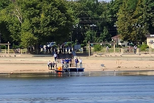 11-летний мальчик утонул на пляже в станице Каневской