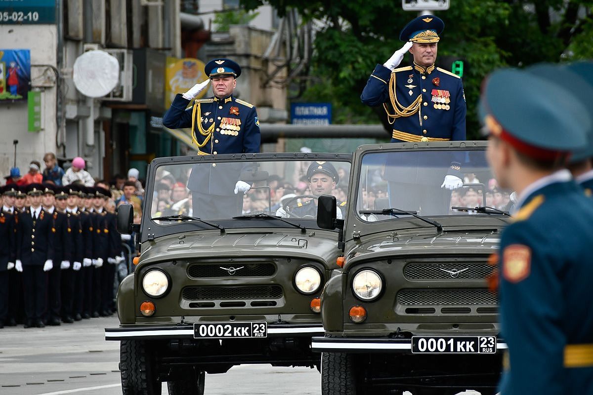 Парад Победы 2019 года в Краснодаре собрал более 30 тысяч зрителей и участников