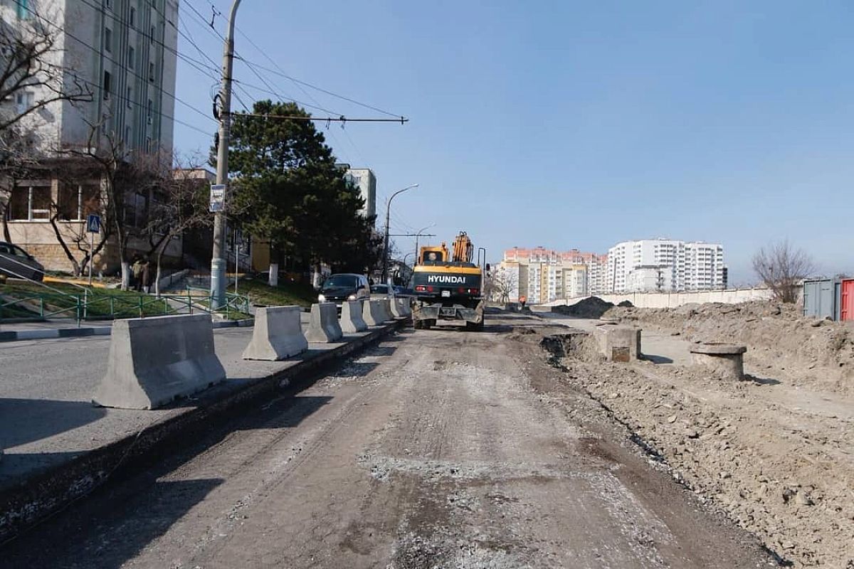 Реконструкцию улицы Видова в Новороссийске завершат до конца 2019 года