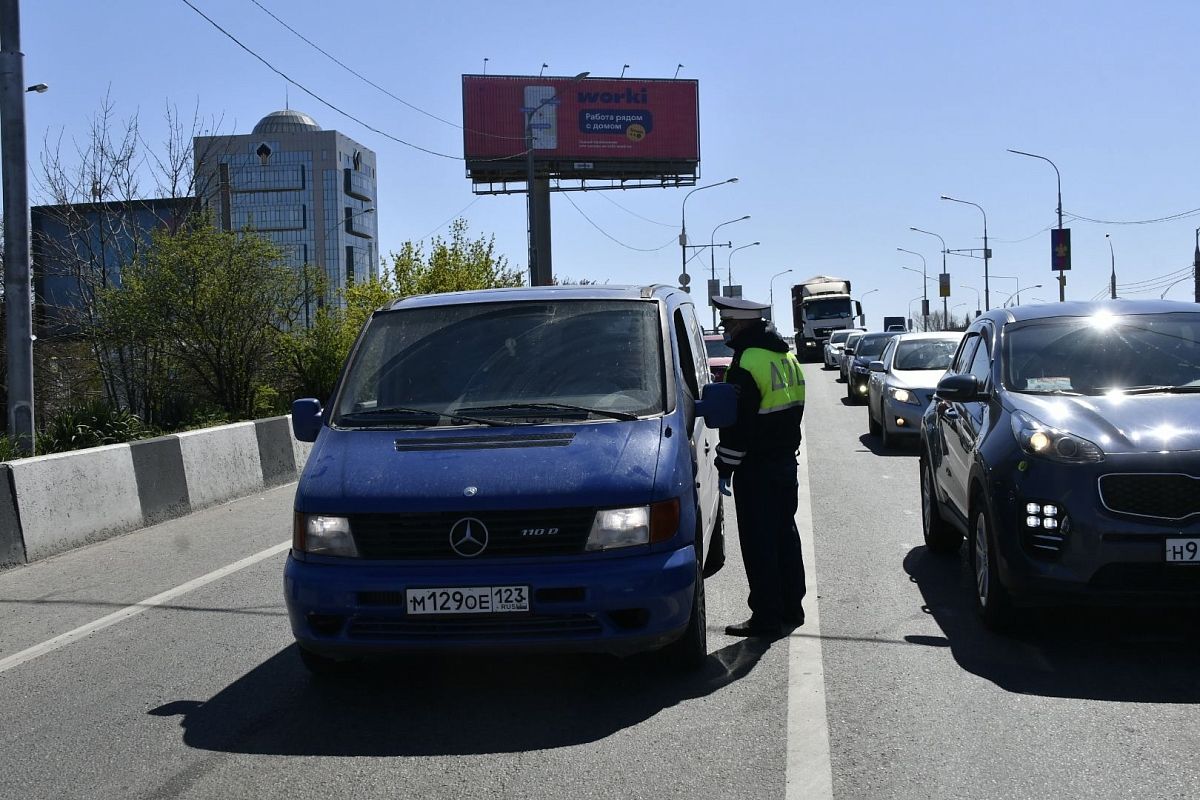 Всего в регионе организовано 11 временных постов и 13 - в Краснодаре.