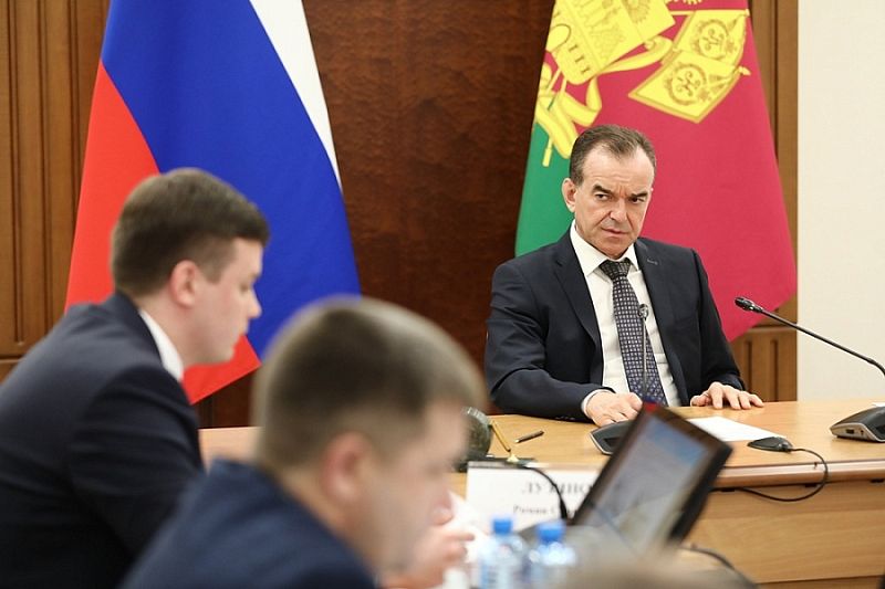 Губернатор Кубани Вениамин Кондратьев провел заседание оперативного штаба региона