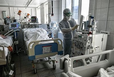 За сутки в Краснодарском крае выявили 881 зараженного коронавирусом 
