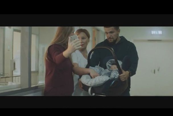 На Кубани фура раздавила легковушку. Есть пострадавший