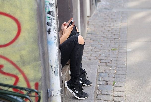 Опрос показал, что большинство родителей в Краснодаре не знают паролей от телефонов своих детей-подростков