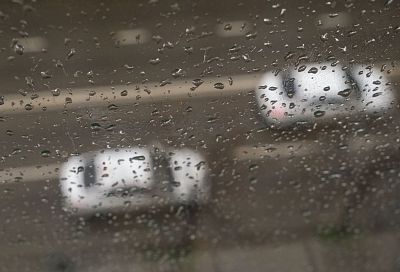 Краснодар накроет дождь с грозой, градом и сильным ветром