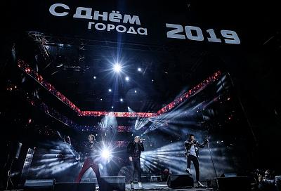 52 тысячи человек посмотрели концерт на Главной городской площади Краснодара