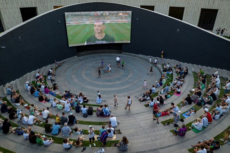 В амфитеатре парка Галицкого покажут кубковый матч «Краснодара» с «Химками»
