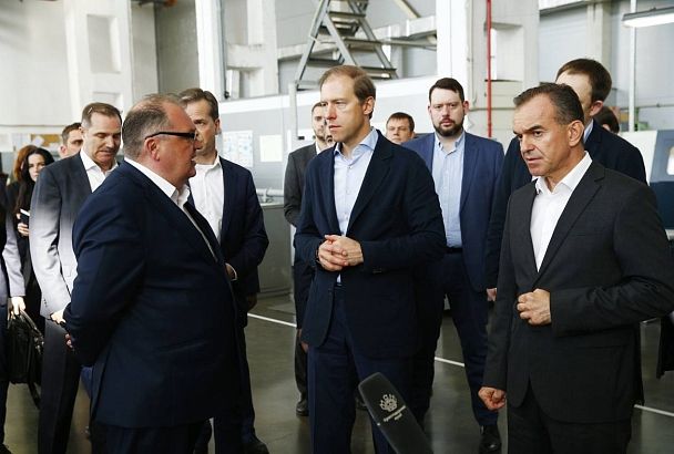 Вице-премьер Денис Мантуров посетил краснодарский приборный завод «Каскад»