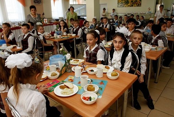 Директору школы в Новороссийске объявили выговор за некорректное высказывание в адрес детей