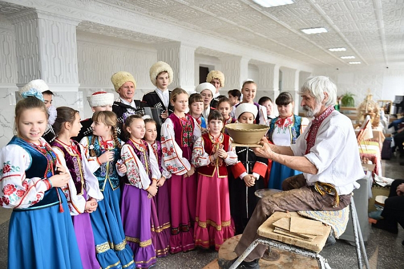 В Кущевском районе капитально отремонтируют два Дома культуры